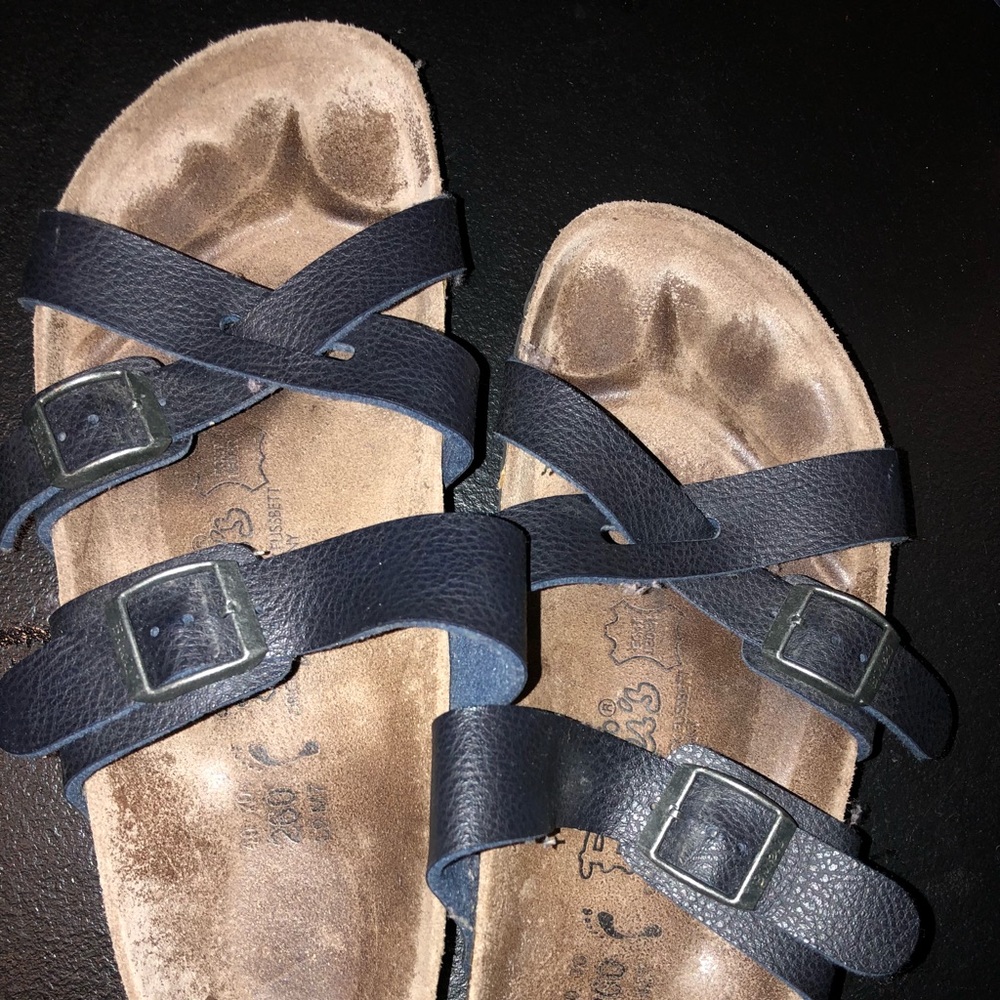 BIRKENSTOCKS SIZE 40